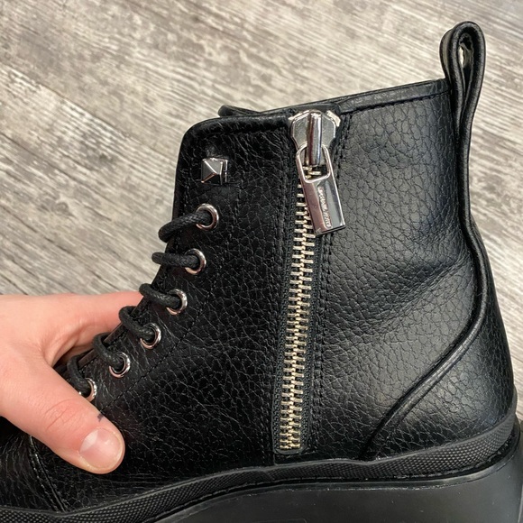 Michael Kors boots - Picture 8 of 8